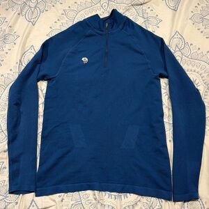Mountain Hard wear Fleece medium